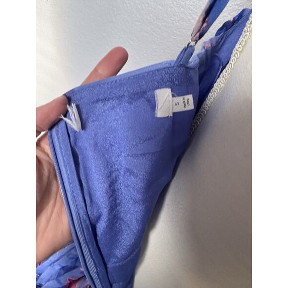 New ASTR Revolve Daytona Pleated Floral Maxi Dress Size S Small PERIWINKLE PINK - Picture 4 of 5